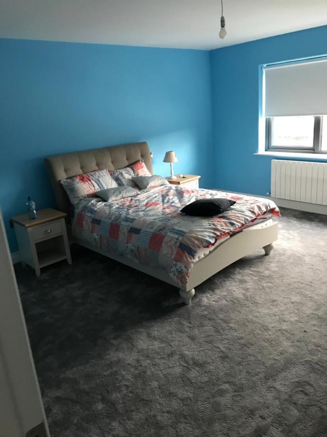 1 Luxurious Room In Family Home キラーニー エクステリア 写真